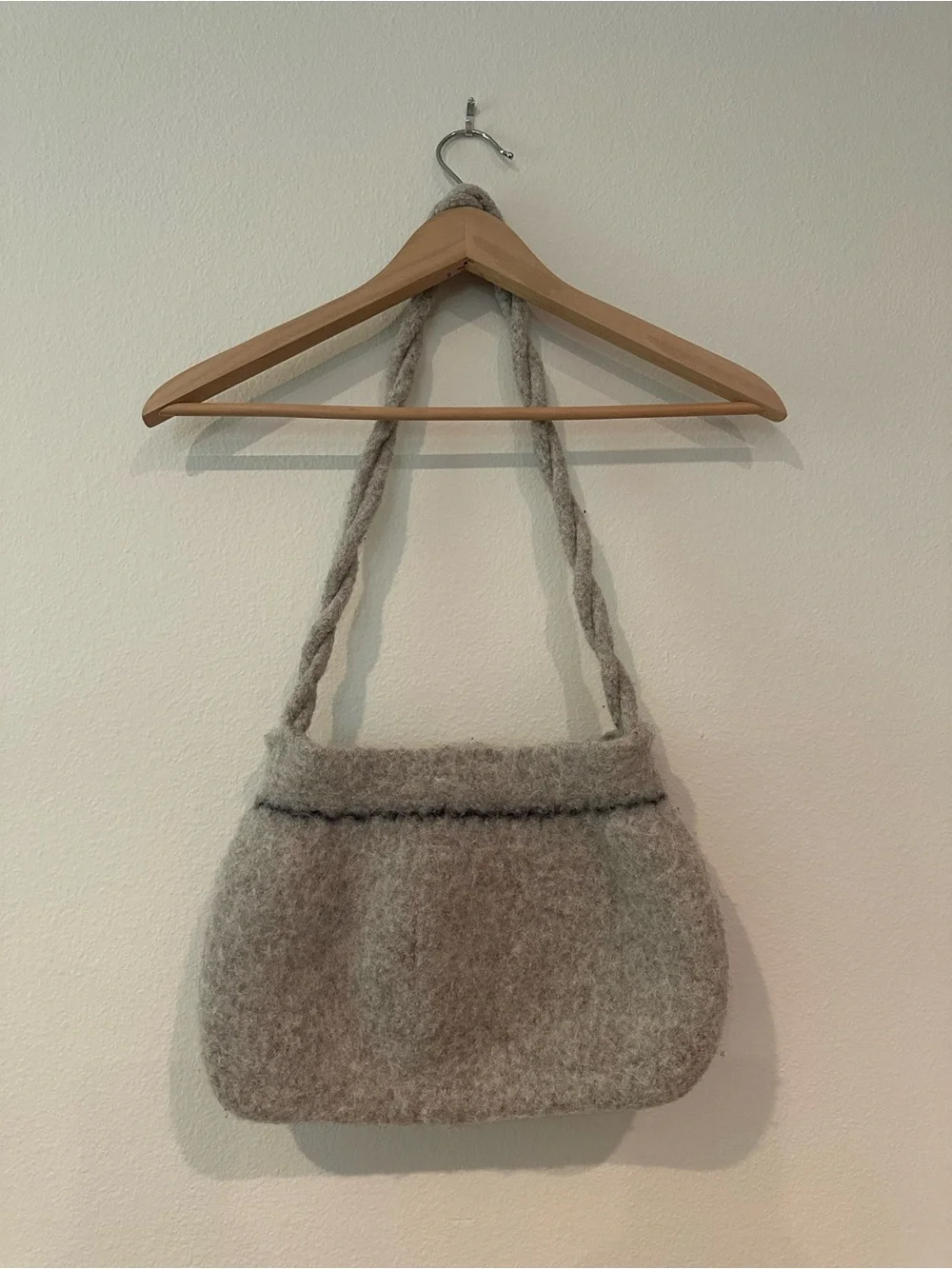 Handcrafted Felted Wool Rosette Shoulder Bag – Heather Grey